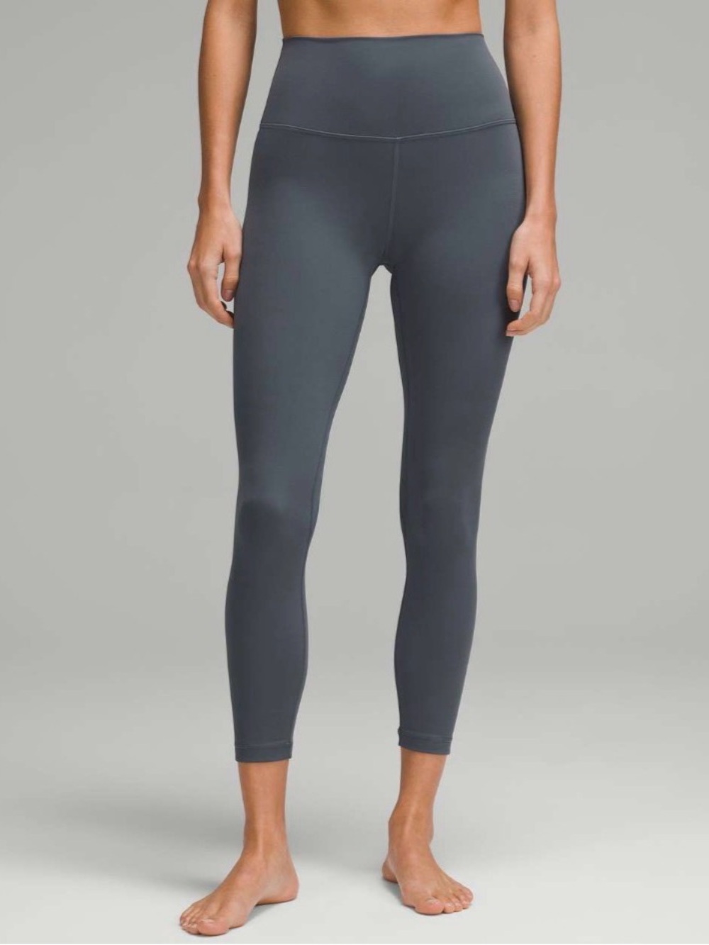 New Lululemon Align High-Rise Pant 25"
Oil Grey Size 12